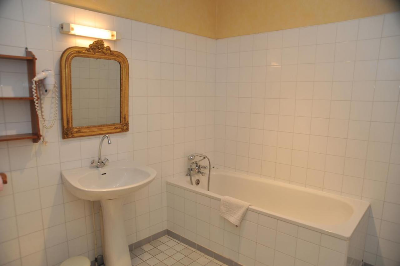 Chambres & Studios Chateau Saint Vincent 바자스 외부 사진