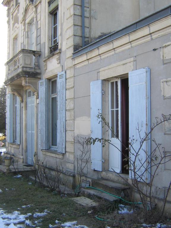 Chambres & Studios Chateau Saint Vincent 바자스 객실 사진