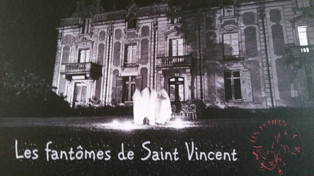 Chambres & Studios Chateau Saint Vincent 바자스 외부 사진